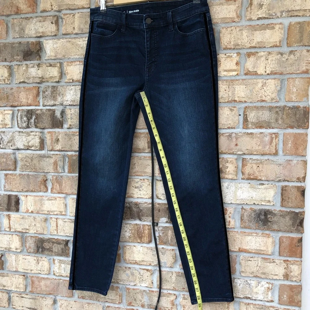 Talbots Flawless Stretchy Black Velvet‎ Trim Sides Blue Wash Slim Ankle Jeans 6